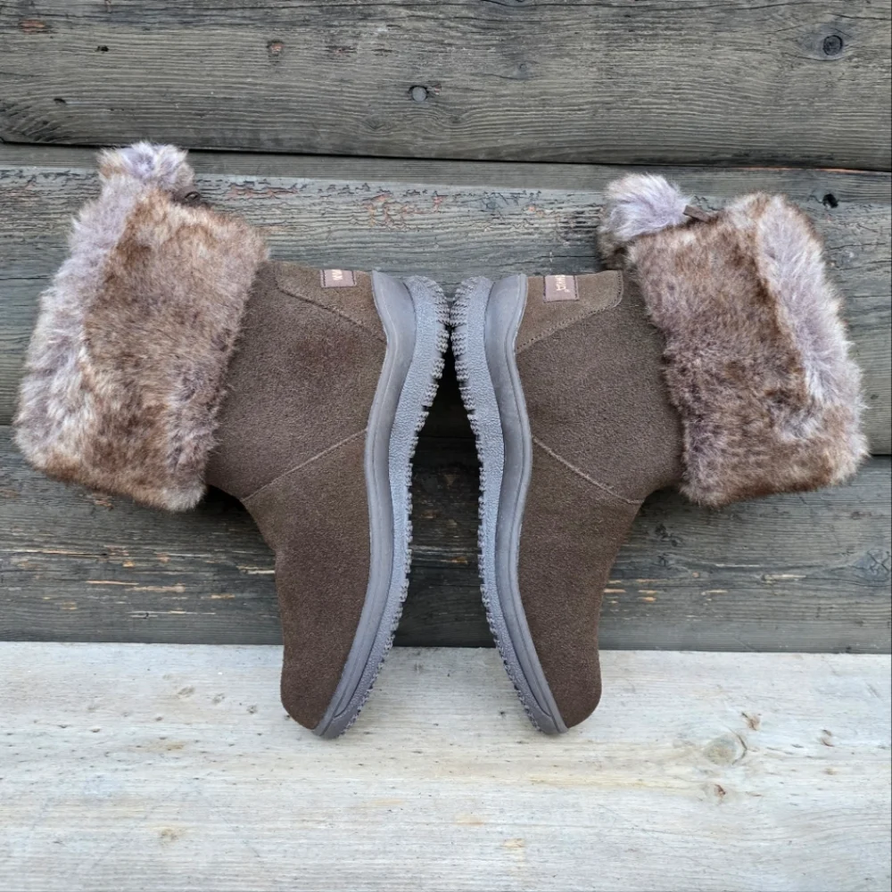 Minnetonka NEW Somerville Y2K Cozy Boho Suede Plush Faux Fur Winter Boots 7M